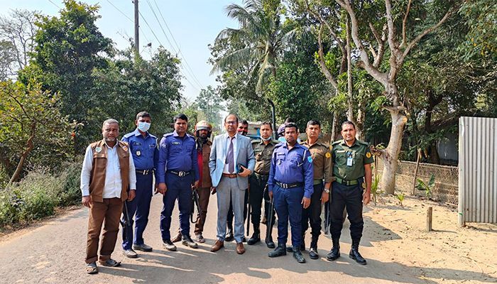 মানিকগঞ্জে ভ্রাম্যমাণ আদালতের অভিযানে জেল-জরিমানা