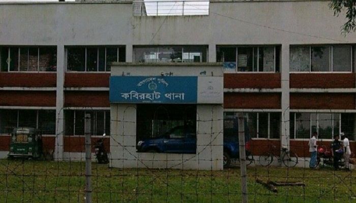 নোয়াখালীতে সড়ক দুর্ঘটনায় প্রাণ গেল যুবকের 