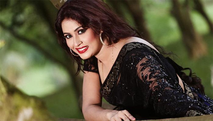 ওটিটিতে কাজ করতে চান নায়িকা কেয়া
