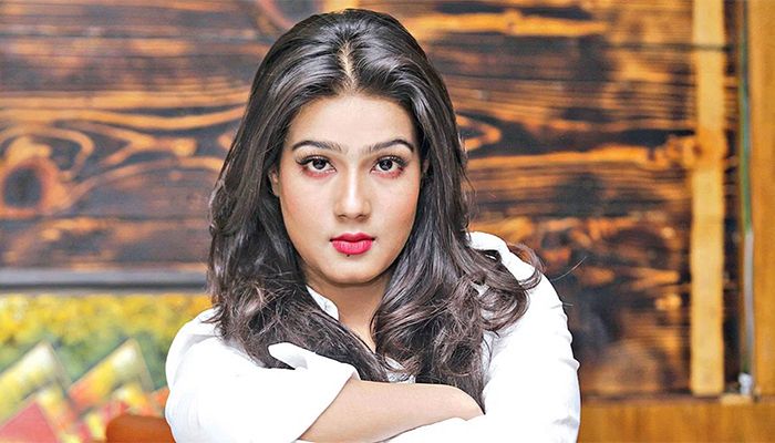 নিজের নাম বদলালেন মাহিয়া মাহি