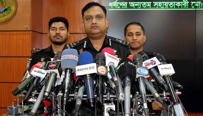 জাবিতে ধর্ষণের দায় এড়াতে পারে না বিশ্ববিদ্যালয় কর্তৃপক্ষ: র‍্যাব