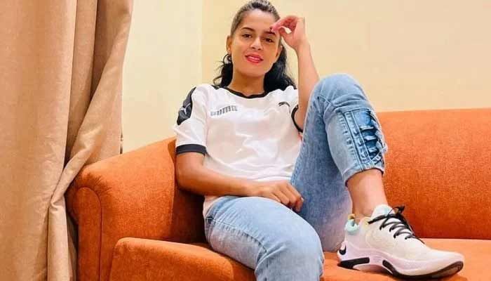 সুনাম রক্ষার ভার সানজিদার কাঁধে