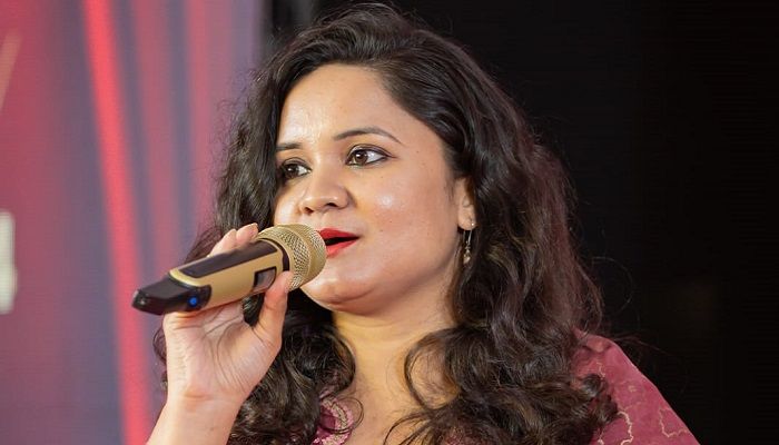 বেরোবির শিক্ষক কুন্তলা চৌধুরী পেলেন ইমার্জিং ওমেন এওয়ার্ড