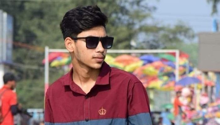 নোয়াখালীতে মোটরসাইকেল নিয়ন্ত্রণ হারিয়ে প্রাণ গেল কলেজছাত্রের
