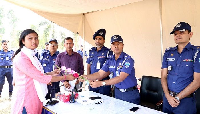 রাঙ্গামাটিতে পুলিশে চাকরি পেলেন ১৫ জন