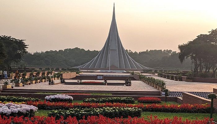 সাভার জাতীয় স্মৃতিসৌধ। ছবি: স্টার মেইল