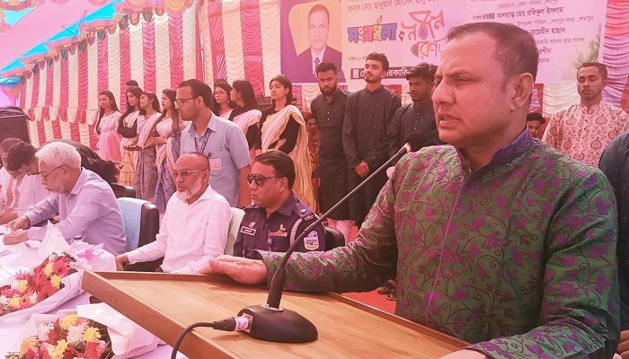 ‘প্রেমের নামে ইভটিজিং করলে প্রকাশ্যে বিচার হবে’