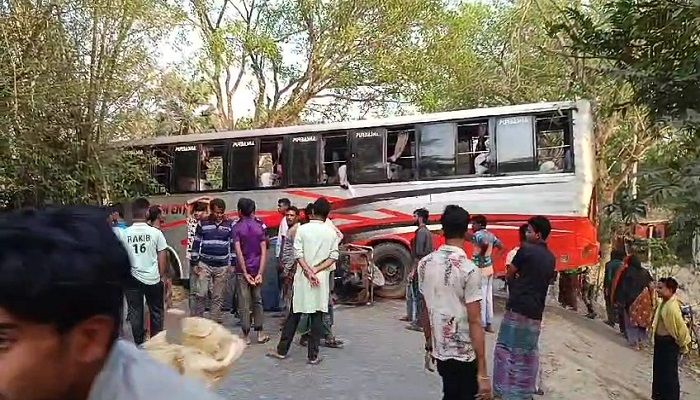 চুয়াডাঙ্গায় বাসচাপায় যুবক নিহত