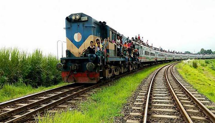 ঈদ স্পেশাল ট্রেন চলাচল শুরু আজ