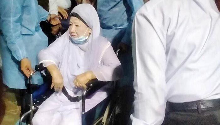 হাসপাতাল ছেড়েছেন খালেদা জিয়া
