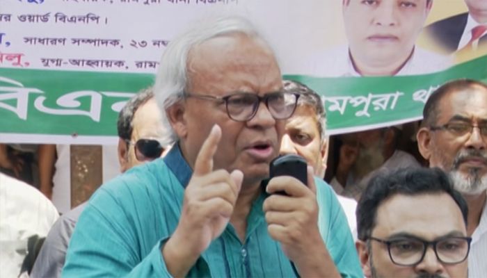 পুলিশের সহায়তায় ২৮ অক্টোবরের ঘটনা ঘটিয়েছে আ.লীগ: রিজভী