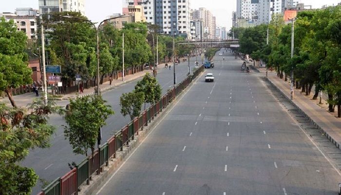 ঢাকার রাস্তা ফাঁকা