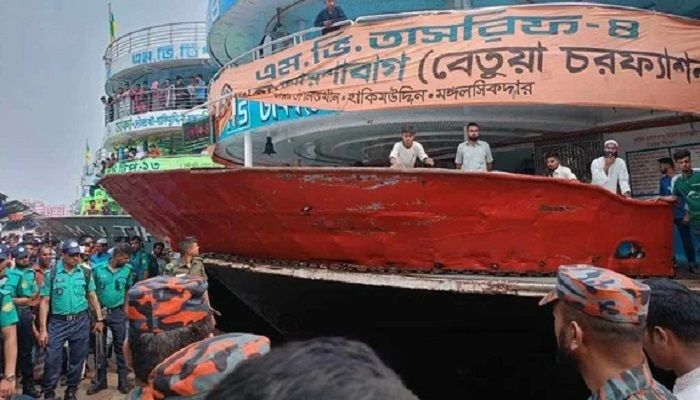 সদরঘাট দুর্ঘটনায় তদন্ত কমিটি গঠন, ২ লঞ্চের রুট পারমিট বাতিল