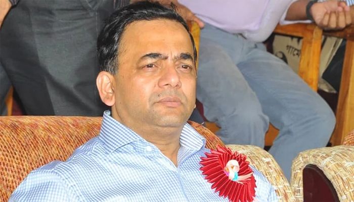 জব্দের আগেই অ্যাকাউন্ট শূন্য করলেন বেনজীর