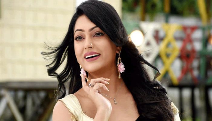 নিপুণ কি ‘বয়কট’ হচ্ছেন!