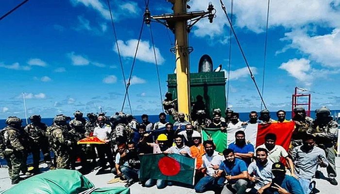 আজ ঘরে ফিরবেন এমভি আবদুল্লাহর নাবিকেরা