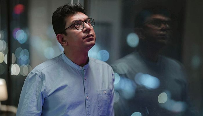 চঞ্চলের বাঁকবদল