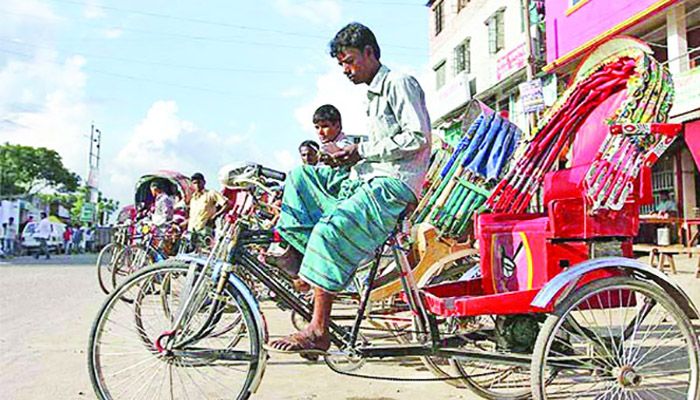 মহানগরীতে ব্যাটারি-মোটরচালিত রিকশা চললেই ব্যবস্থা