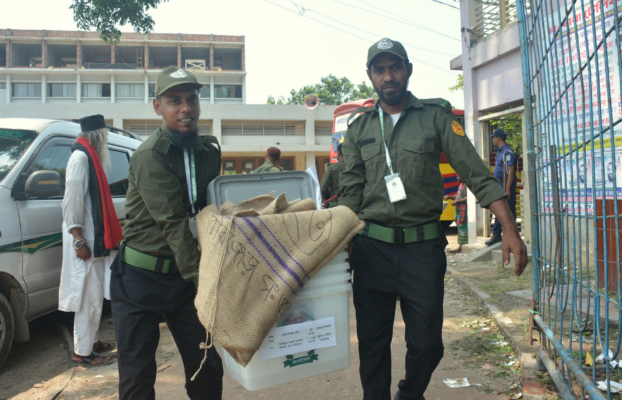উপজেলা নির্বাচনে ভোট গ্রহণের প্রস্তুতি
