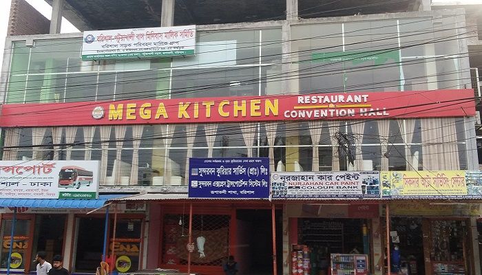 ঝড়ে দেয়াল ধস: ভবন মালিকদের বিরুদ্ধে হত্যা মামলা