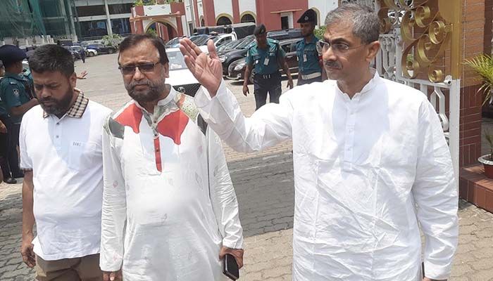 সমাবেশের অনুমতি নিতে ডিএমপিতে বিএনপির ৩ নেতা