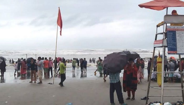 কক্সবাজারে ৯ নম্বর বিপদ সংকেত