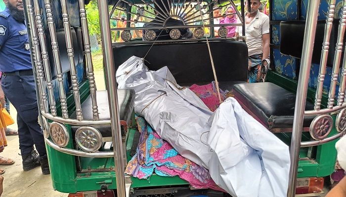 ঝিনাইদহে ছেলের কাছে চাঁদা চাওয়ায় মায়ের ‘আত্মহত্যা’
