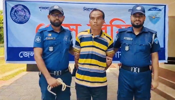 খাগড়াছড়িতে ক্লুলেস হত্যাকাণ্ডের রহস্য উদঘাটন, আসামি গ্রেপ্তার