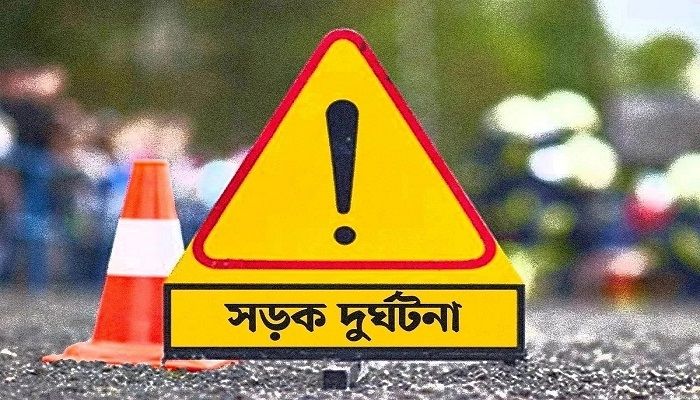 ট্রাকচাপায় মোটরসাইকেল আরোহী নারীর মৃত্যু