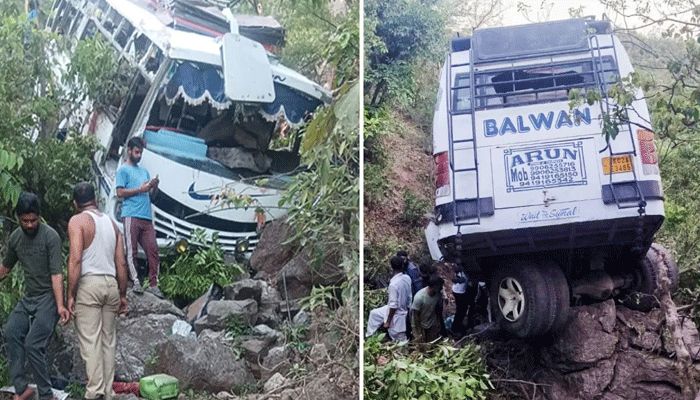 কাশ্মীরে তীর্থযাত্রীবাহী বাসে বন্দুকধারীদের হামলা , নিহত ৯