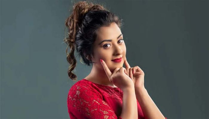 পরপর দুই ছবি থেকে বাদ বুবলী