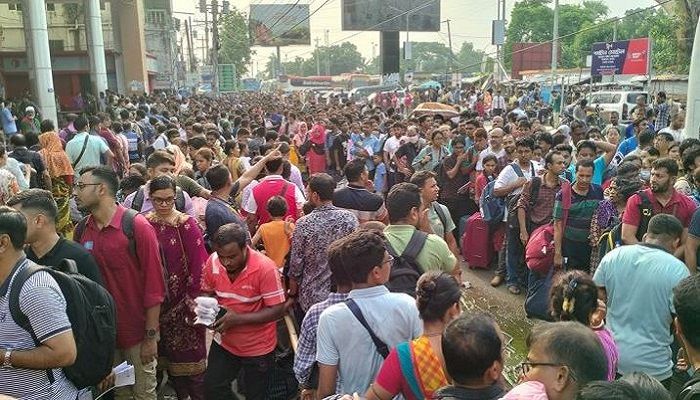 ছুটি পেয়েই ছুটছেন ভারতে