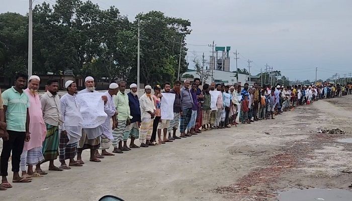 ব্রাহ্মণবাড়িয়ায় অপরিকল্পিতভাবে জলাধার ভরাট করায় লক্ষাধিক লোক পানিবন্দি