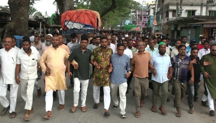 ঝিনাইদহে এমপি আনারের অনুসারীদের বিক্ষোভ