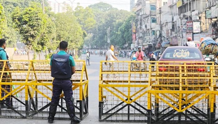 ঈদের দিন সকালে বন্ধ রাজধানীর যেসব সড়ক