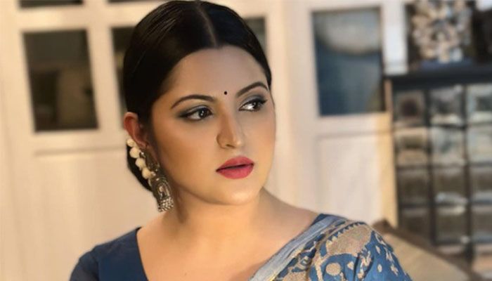 এবার রাসেল’স ভাইপার নিয়ে পরিমণির স্ট্যাটাস 