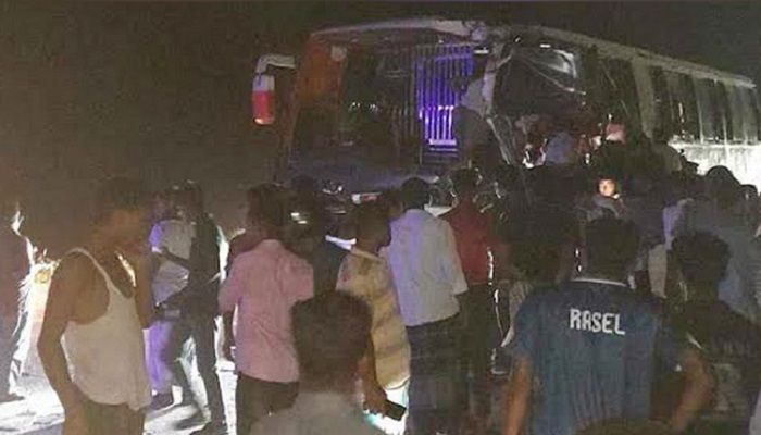 রংপুরে দুই বাসের সংঘর্ষে নিহত ২