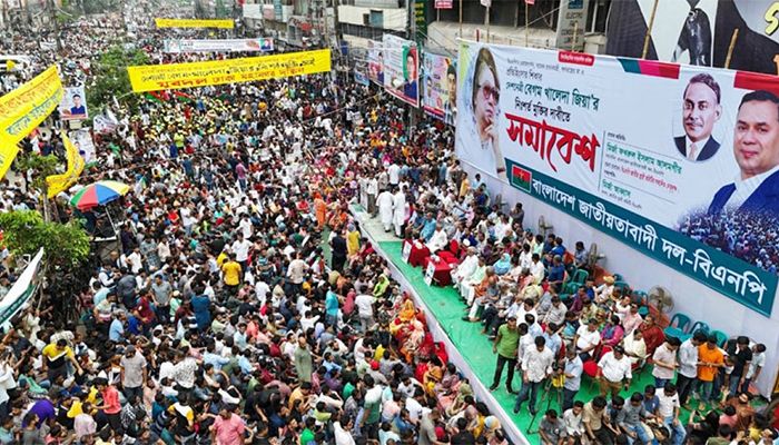 র‍্যাব-পুলিশ সরে গেলে এই সরকারের অপমৃত্যু ঘটবে: রিজভী 
