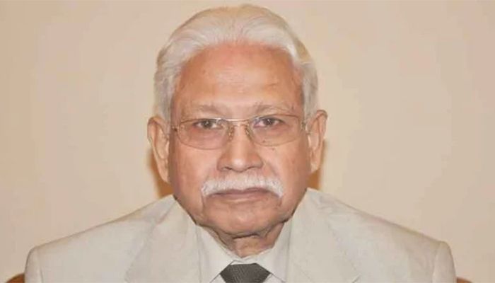 কে এম সফিউল্লাহ আইসিইউতে