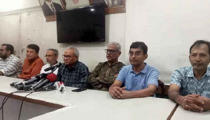 সরকার টিকে থাকার জন্য সার্বভৌমত্ব বেচতে শুরু করেছে: রিজভী