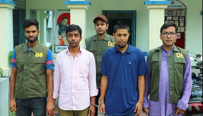 পাবনার প্রবাসীকে লিবিয়ায় জিম্মি করে টাকা আদায়, গ্রেপ্তার ২