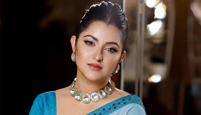 আবারও পরীমণির রহস্যময় পোস্ট