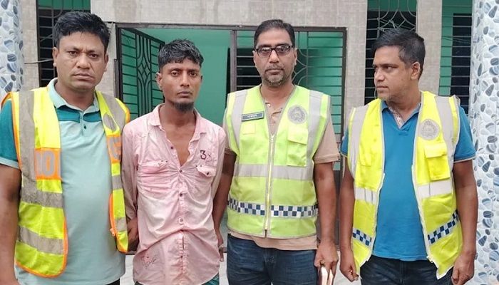 সুনামগঞ্জে বাকিতে সিগারেট না দেওয়ায় ব্যবসায়ীকে কুপিয়ে হত্যা