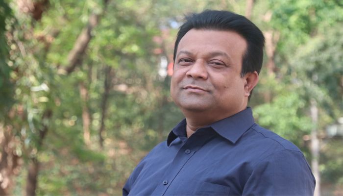 পূর্ববর্তী কবিরা বেশি কাব্য সচেতন ছিলেন : শামীম রফিক
