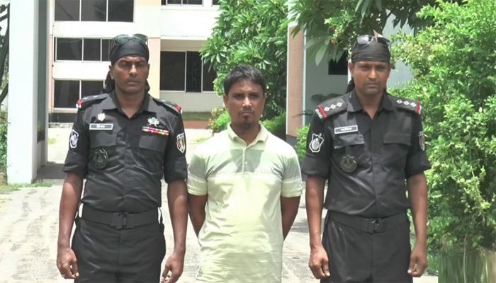  নরসিংদীর কারাগার থেকে পলাতক জঙ্গি গ্রেপ্তার