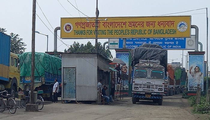 বেনাপোলে আমদানি-রপ্তানি শুরু
