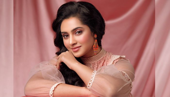 নাটকে আরাম পান কেয়া পায়েল