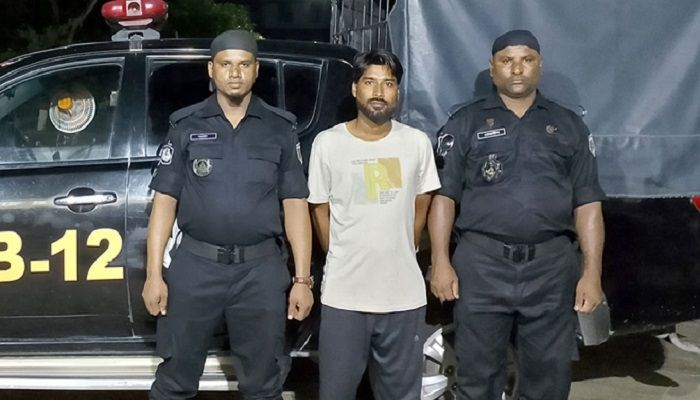 নাশকতা মামলায় আ.লীগ নেতার ছেলে গ্রেপ্তার