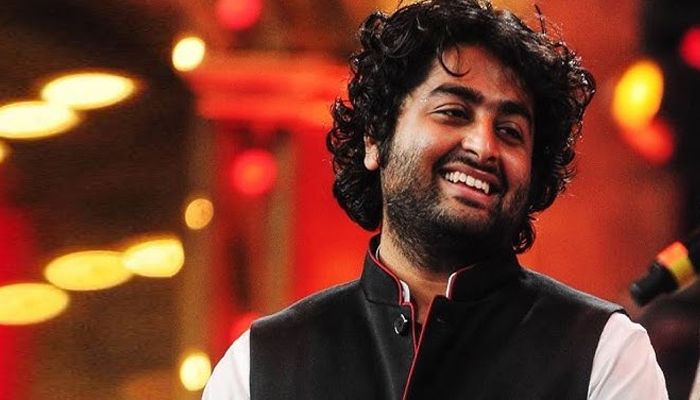 হঠাৎ বিদায় নিলেন অরিজিৎ সিং 