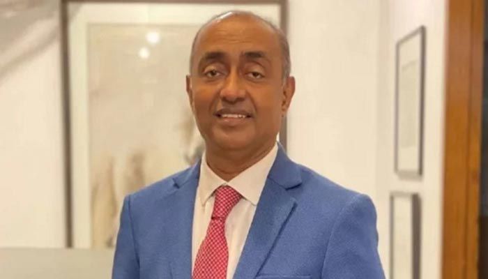 রাজনৈতিক পরিচয় ভুলে যান: অ্যাটর্নি জেনারেল